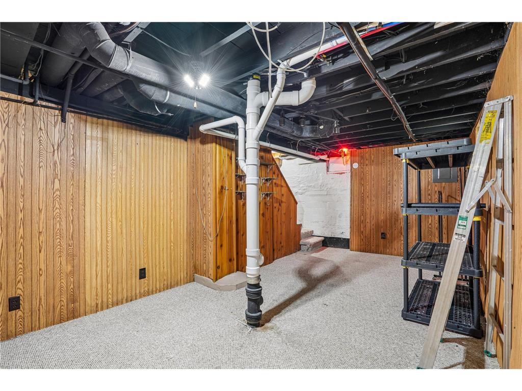 1694 Ivy Avenue E Saint Paul MN 55106 7049679 image30