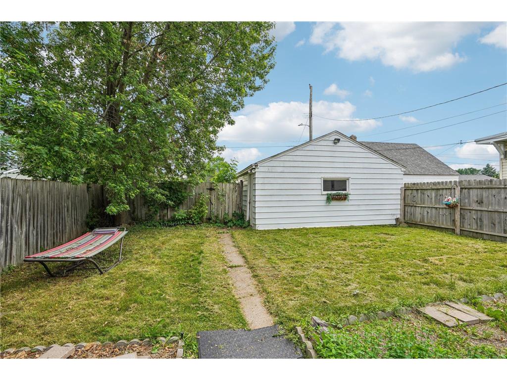 1694 Ivy Avenue E Saint Paul MN 55106 7049679 image33