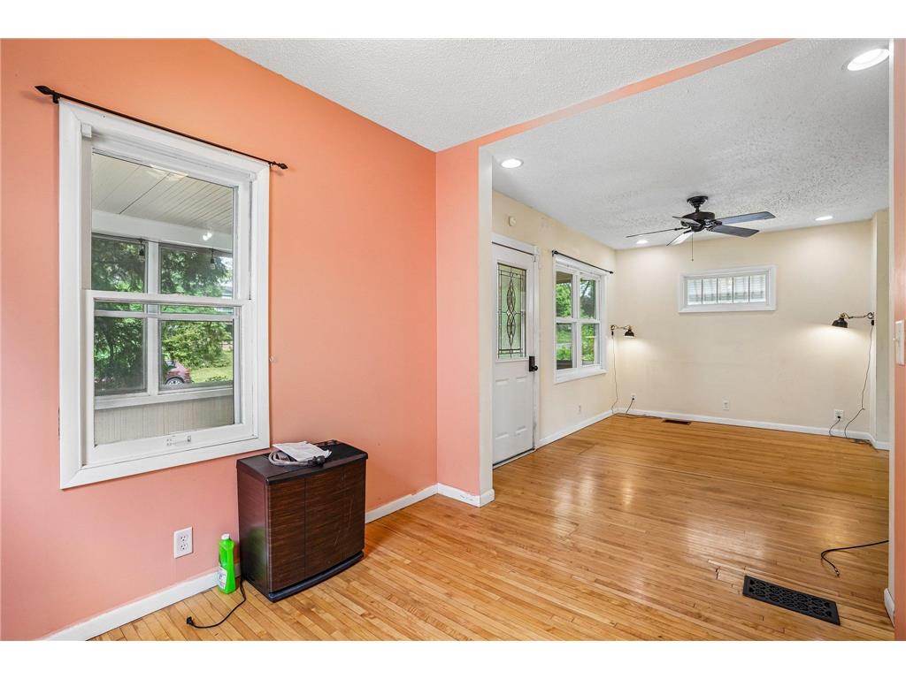 1694 Ivy Avenue E Saint Paul MN 55106 7049679 image8