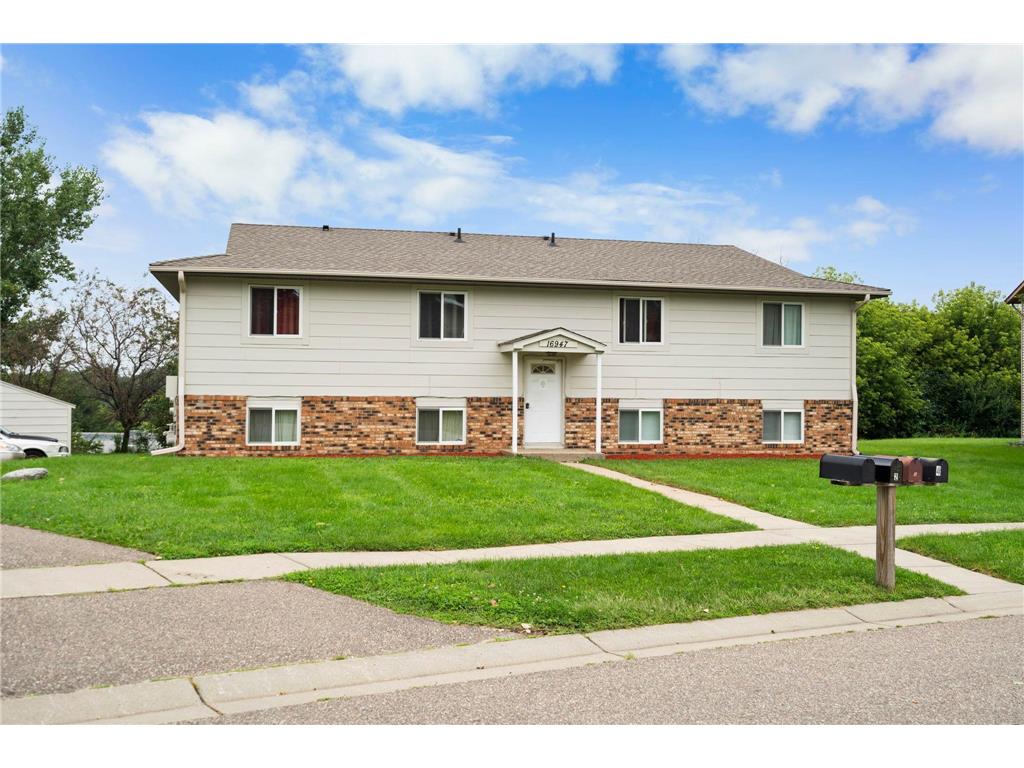 16947 Garcia Way W Lakeville MN 55068 6594117 image1