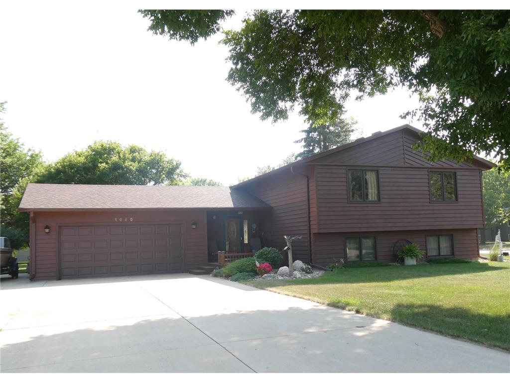 1695 17th Street Windom MN 56101 6407674 image1