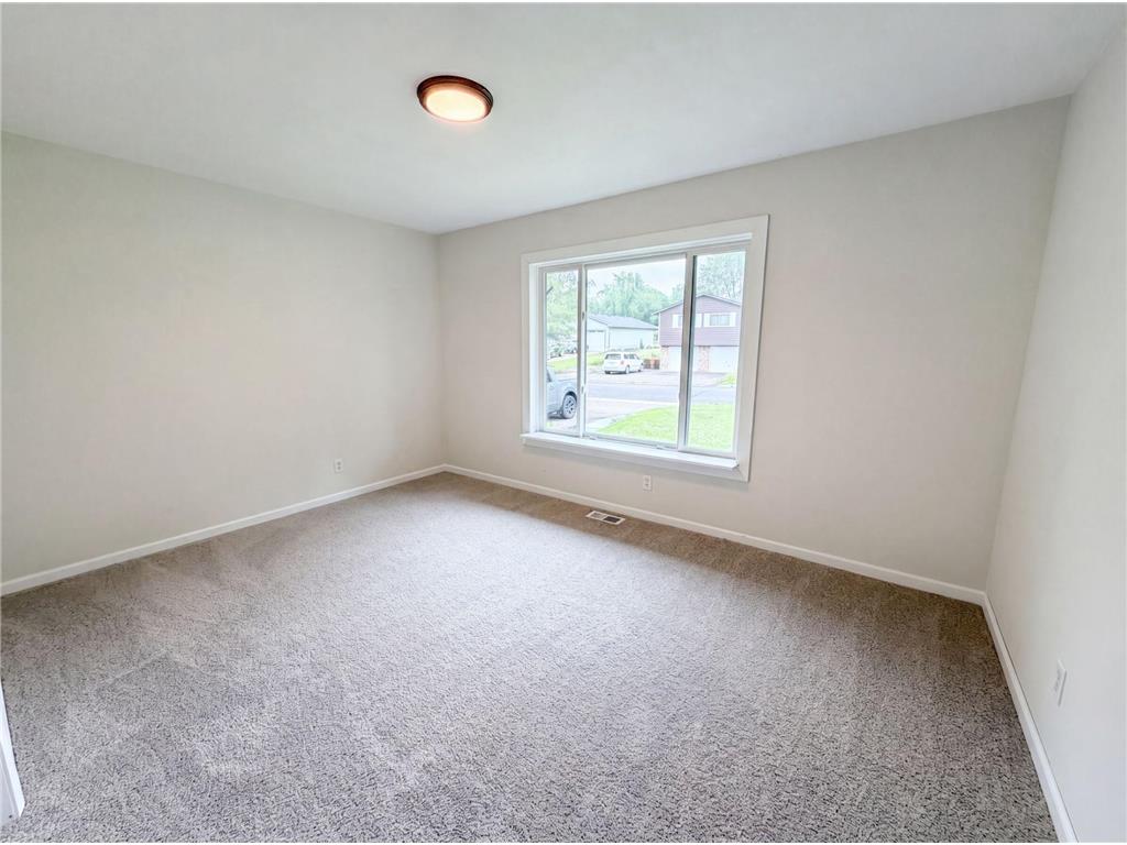 1695 Abell Street Maplewood MN 55117 7096369 image12