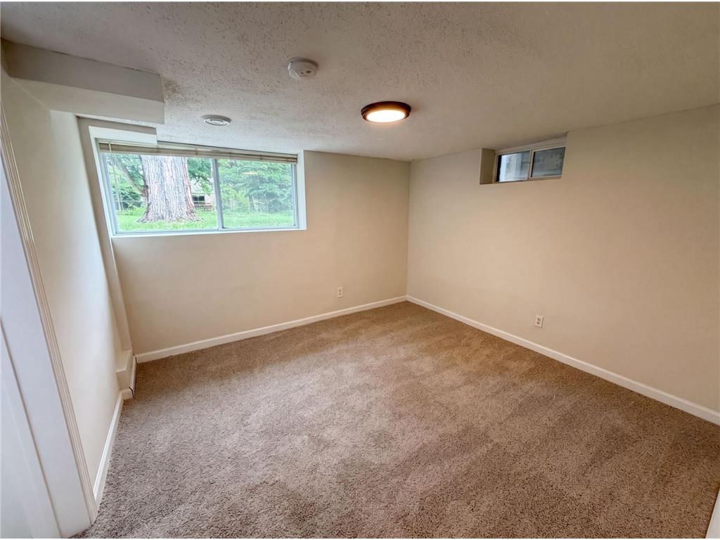 1695 Abell Street Maplewood MN 55117 7096369 image22