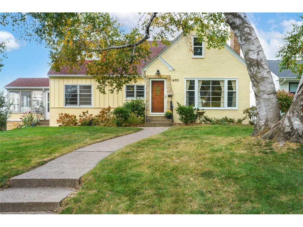1695 Hillcrest Avenue Saint Paul MN 55116 6618487 image1