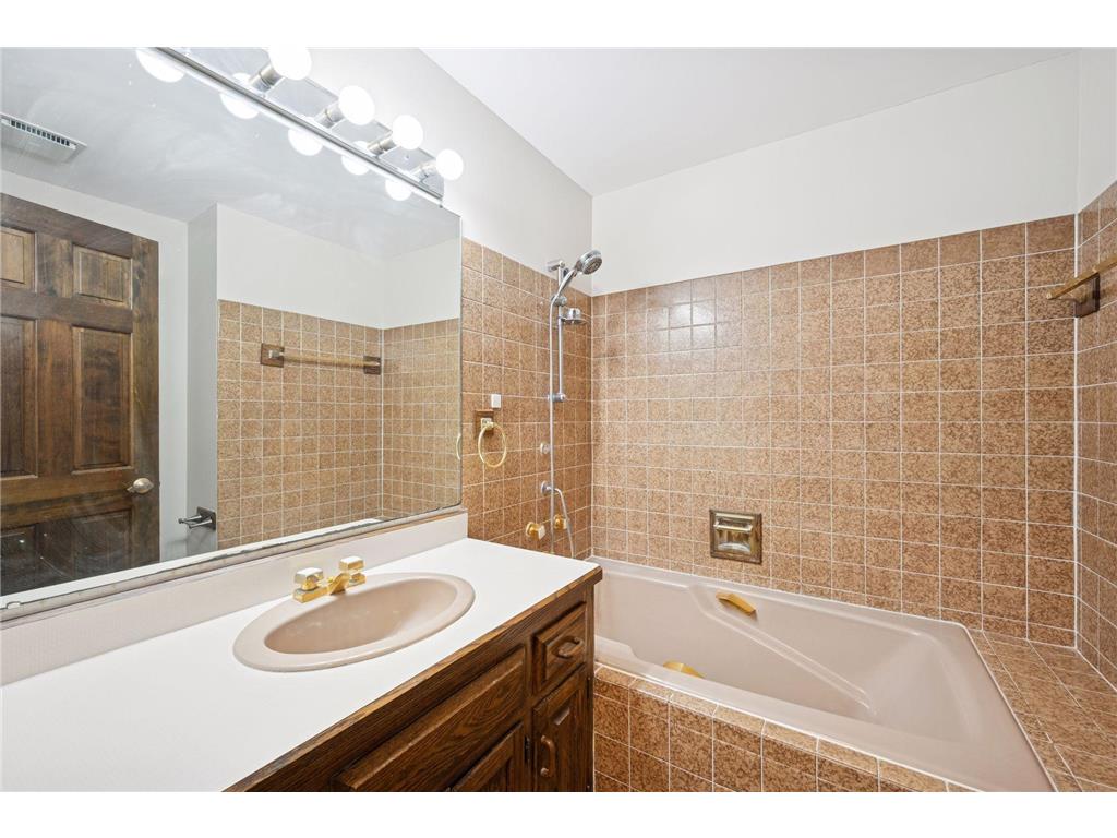 16955 Weaver Lake Drive Maple Grove MN 55311 - Weaver 6806658 image42