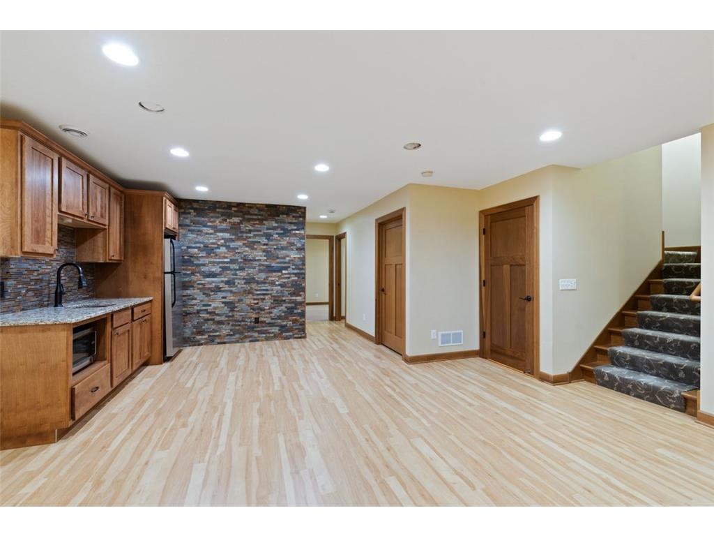 16958 Dynamic Drive Lakeville MN 55044 7030478 image37