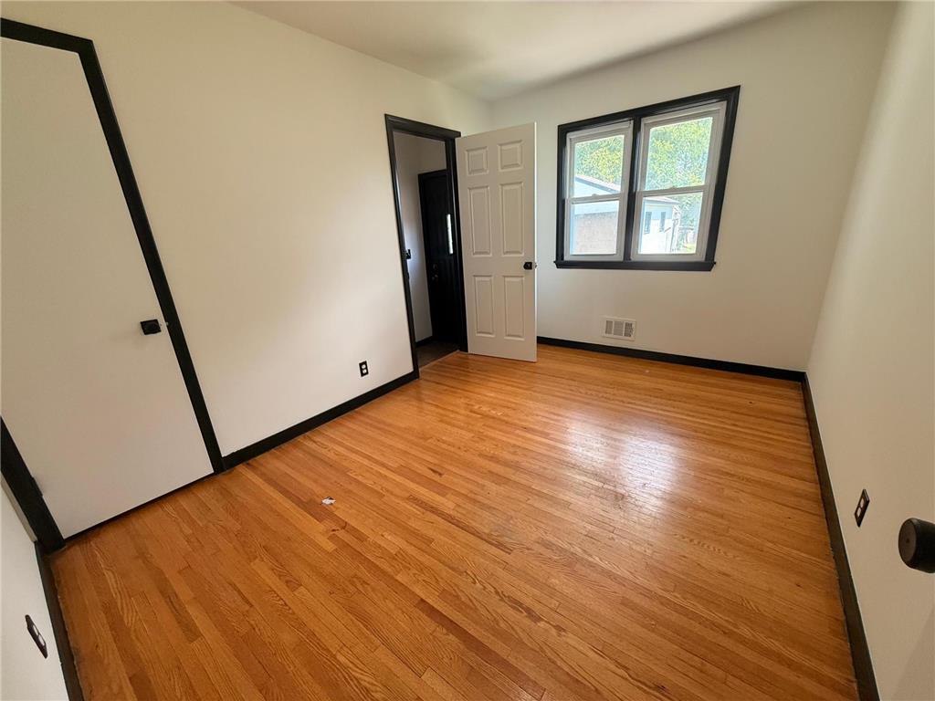 1696 Fremont Avenue Saint Paul MN 55106 7070877 image16