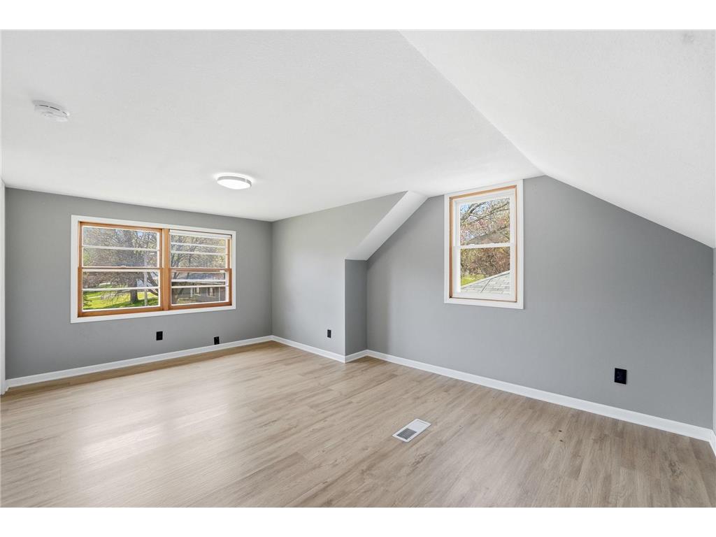 1697 Rose Place Roseville MN 55113 7064909 image20