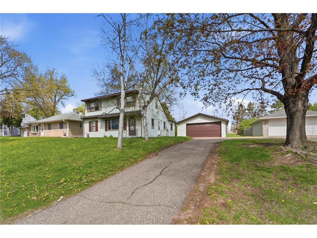 1697 Rose Place Roseville MN 55113 7064909 image27