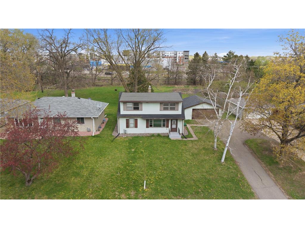 1697 Rose Place Roseville MN 55113 7064909 image33
