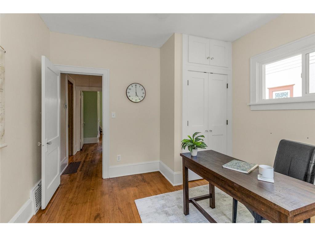 1697 Taylor Avenue Saint Paul MN 55104 7054374 image22