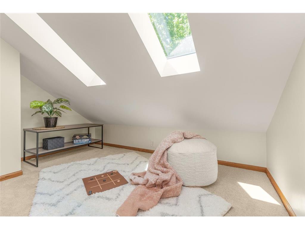 1697 Taylor Avenue Saint Paul MN 55104 7054374 image27