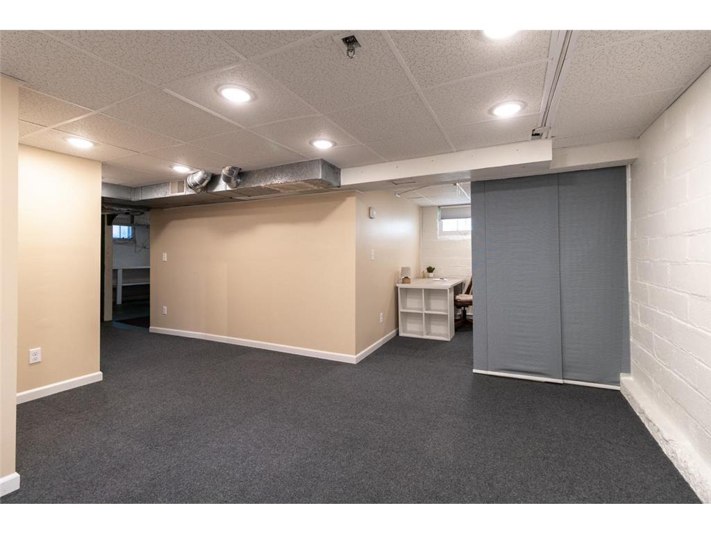 1697 Taylor Avenue Saint Paul MN 55104 7054374 image37