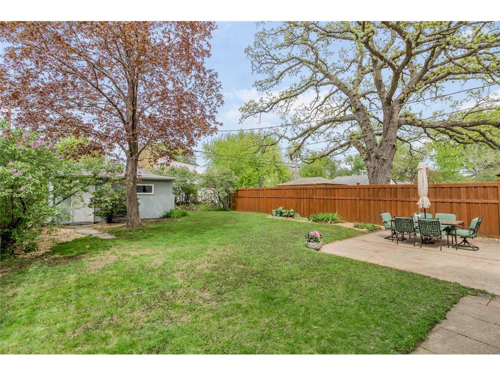1697 Taylor Avenue Saint Paul MN 55104 7054374 image41