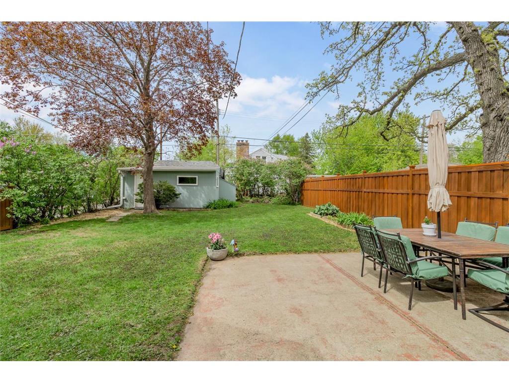 1697 Taylor Avenue Saint Paul MN 55104 7054374 image42
