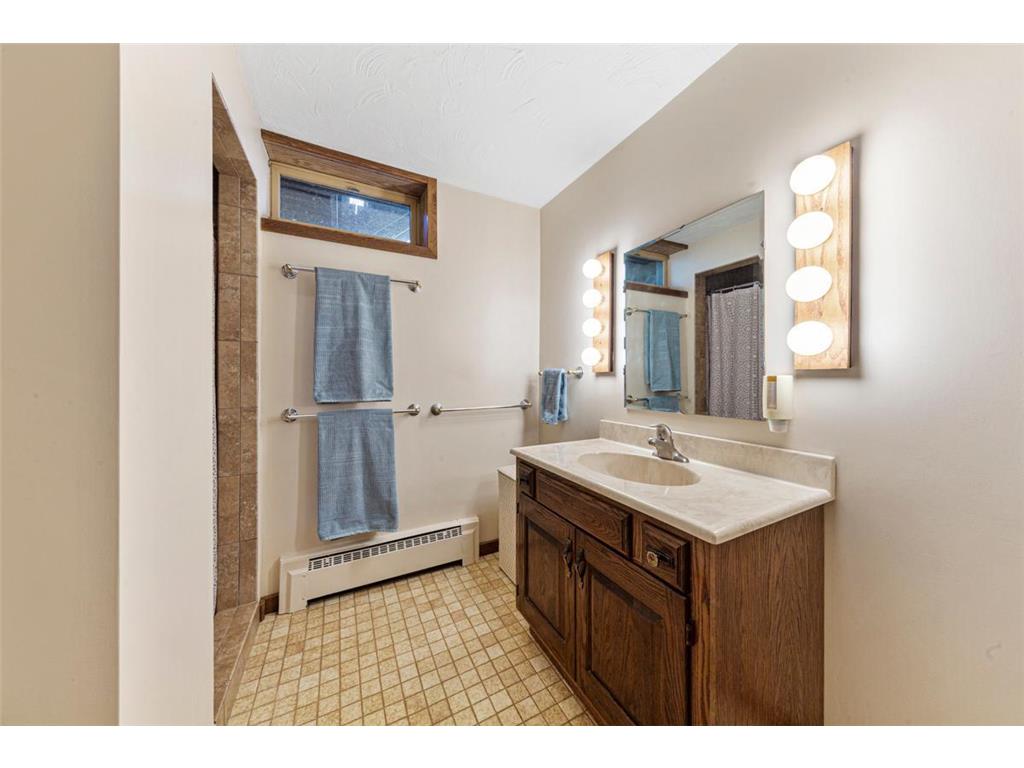 16975 Douglas Avenue Faribault MN 55021 7084197 image40