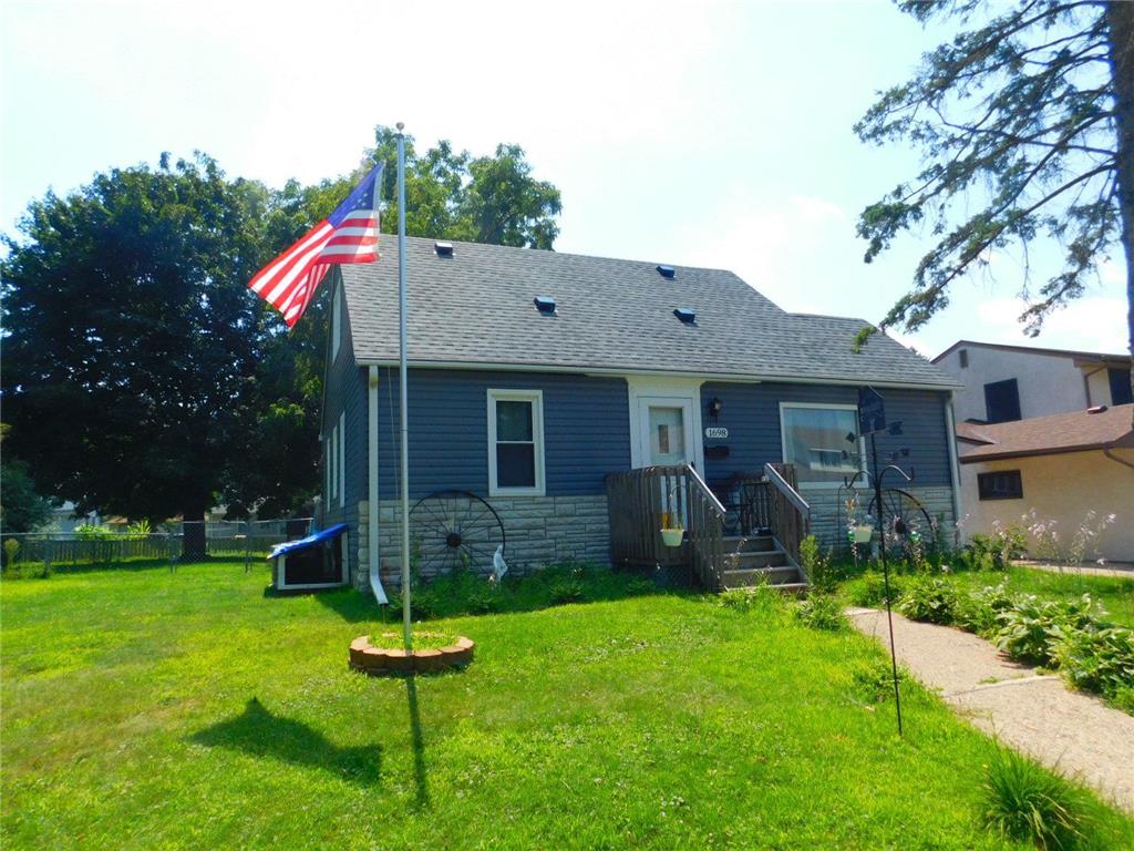 1698 Arlington Avenue E Saint Paul MN 55106 6793209 image1