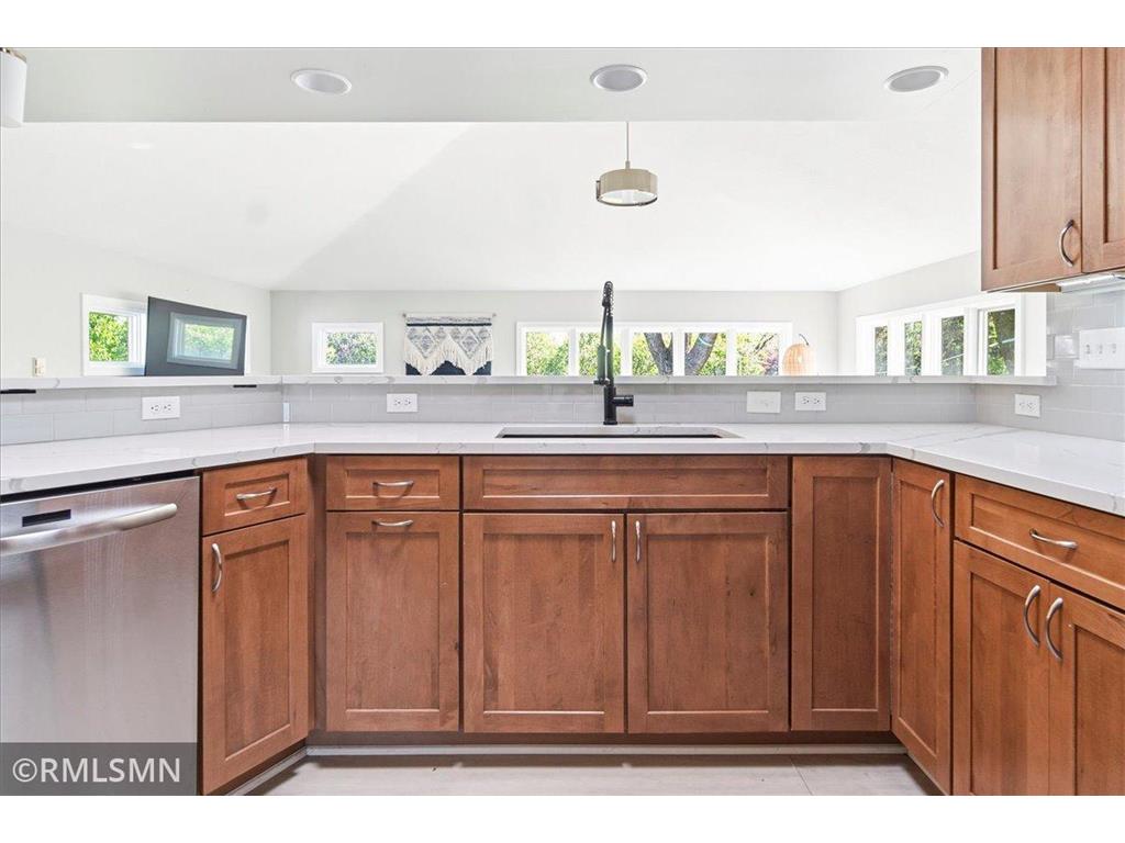 16982 Weaver Lake Drive Maple Grove MN 55311 7074092 image17