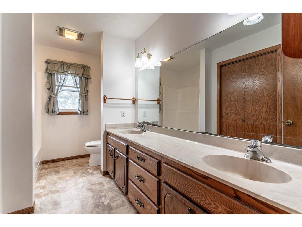 16990 River Oaks Boulevard Fergus Falls MN 56537 7072649 image44