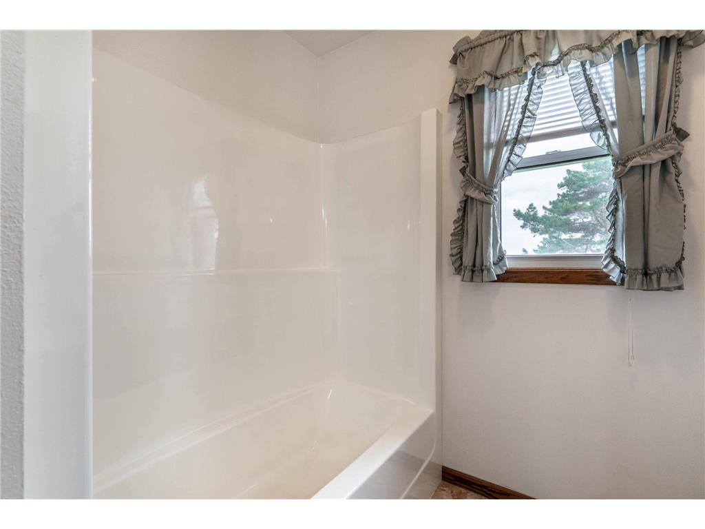 16990 River Oaks Boulevard Fergus Falls MN 56537 7072649 image45