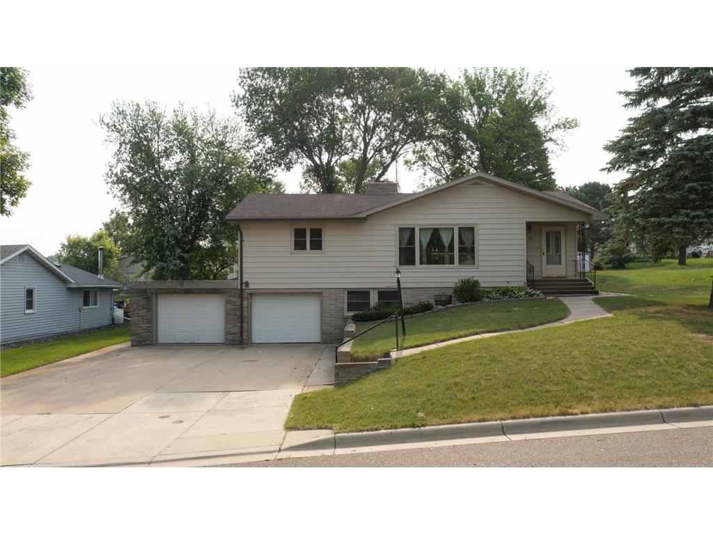 17 4th Avenue NE Elbow Lake MN 56531 6393449 image1