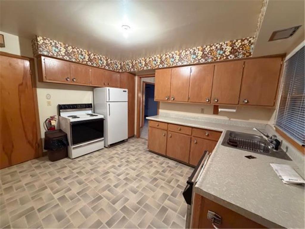 17 Ash Boulevard Babbitt MN 55706 7062734 image3