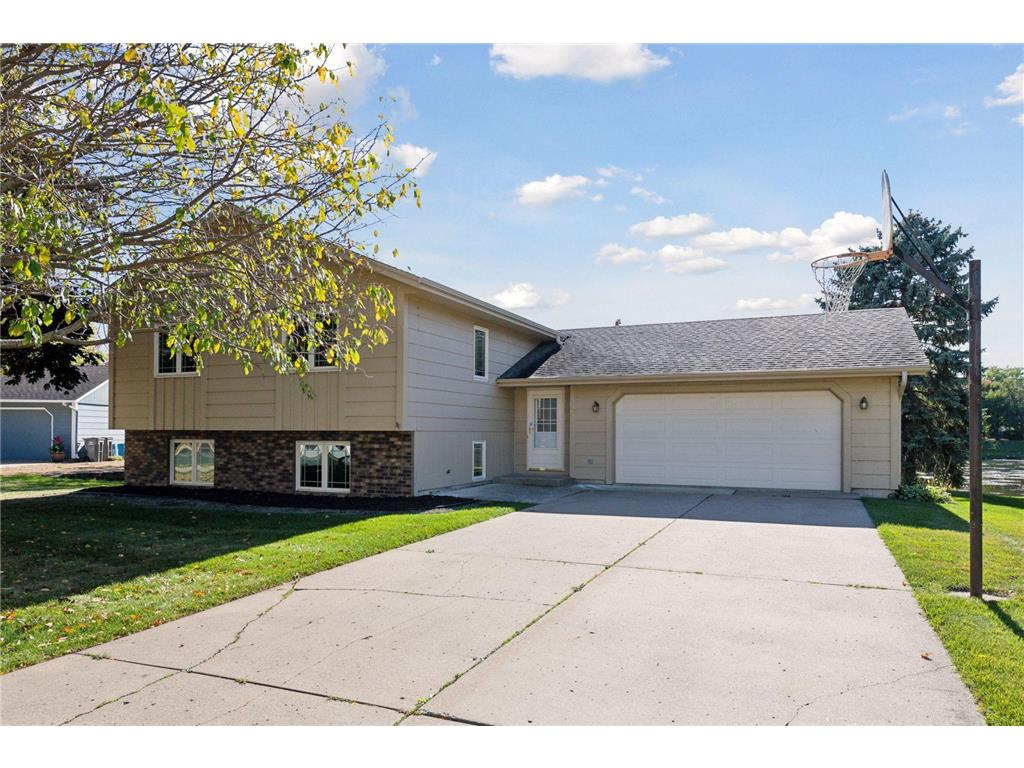 17 Dana Circle Waconia MN 55387 6782572 image1