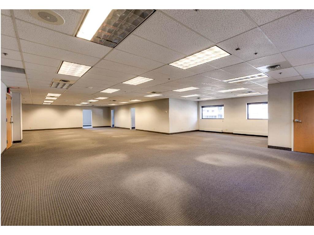 17 Exchange St W Saint Paul MN 55102 6805574 image22