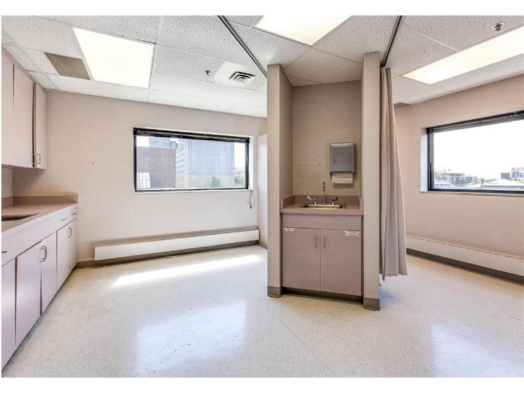 17 Exchange St W Saint Paul MN 55102 6805574 image23