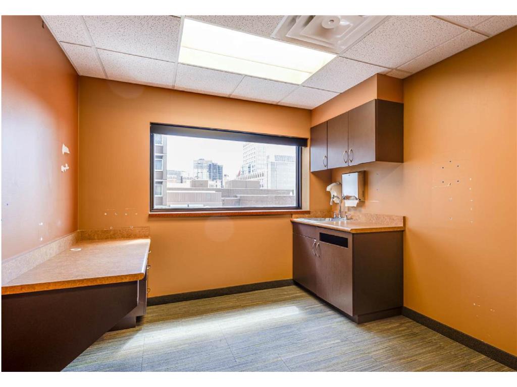 17 Exchange St W Saint Paul MN 55102 6805574 image27