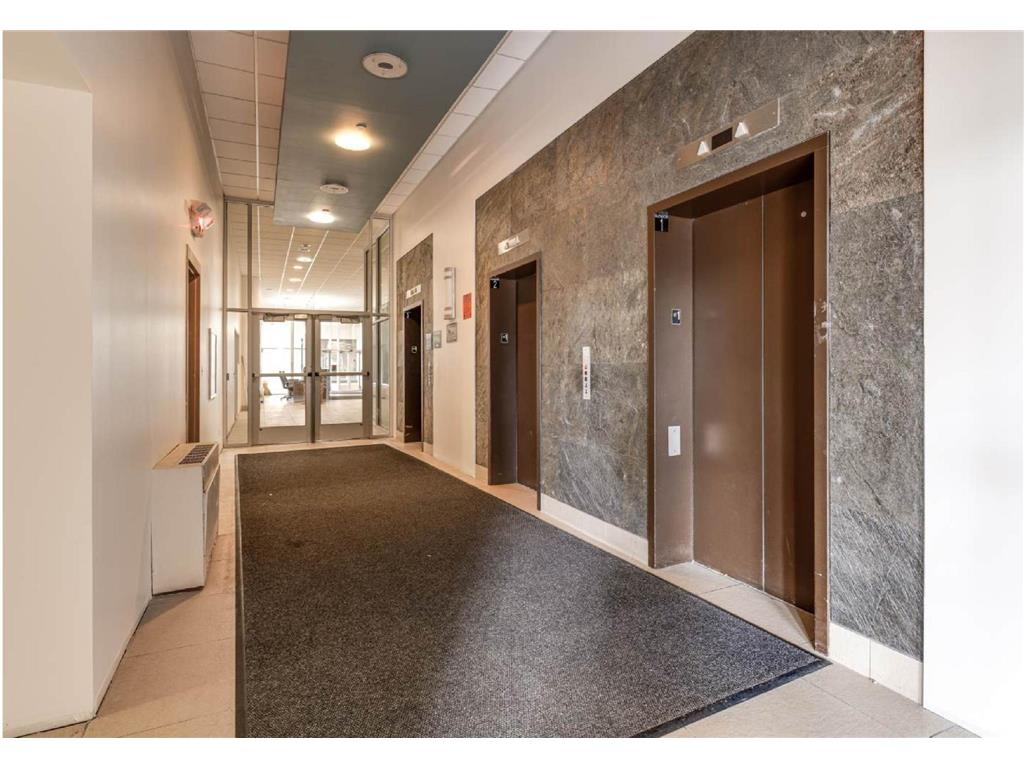 17 Exchange St W Saint Paul MN 55102 6805574 image28