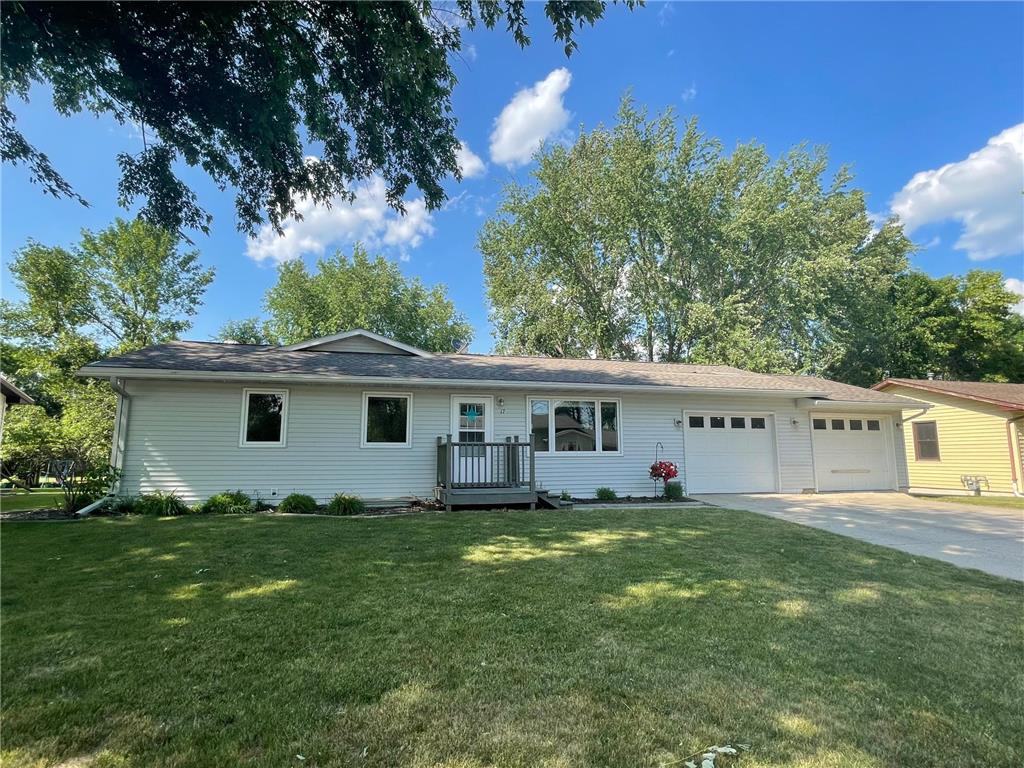 17 Thomas Street, Morris, MN, 56267 MLS 6226599 Edina Realty