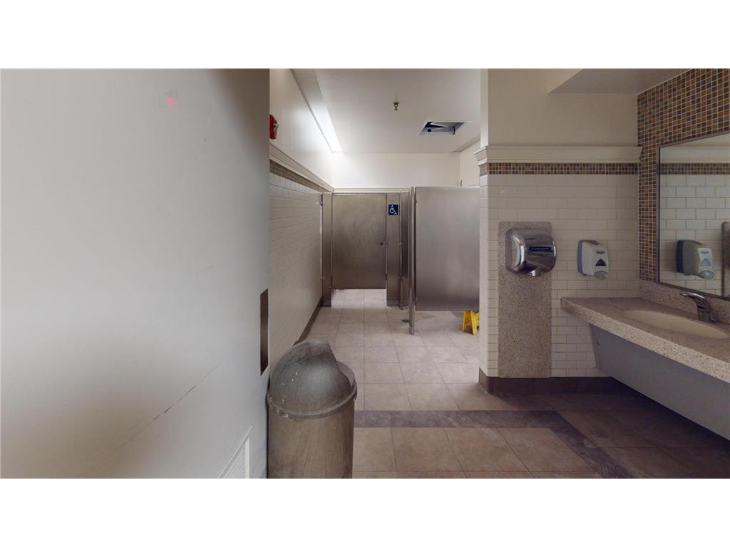 170 89th Avenue NE Blaine MN 55434 6531023 image2