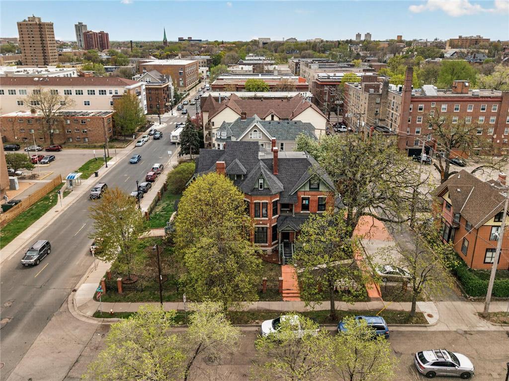 1700 3rd Avenue S Minneapolis MN 55404 7043054 image16
