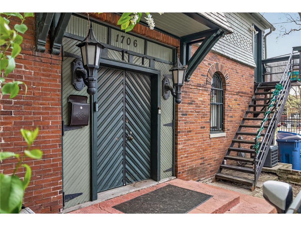 1700 3rd Avenue S Minneapolis MN 55404 7043054 image20