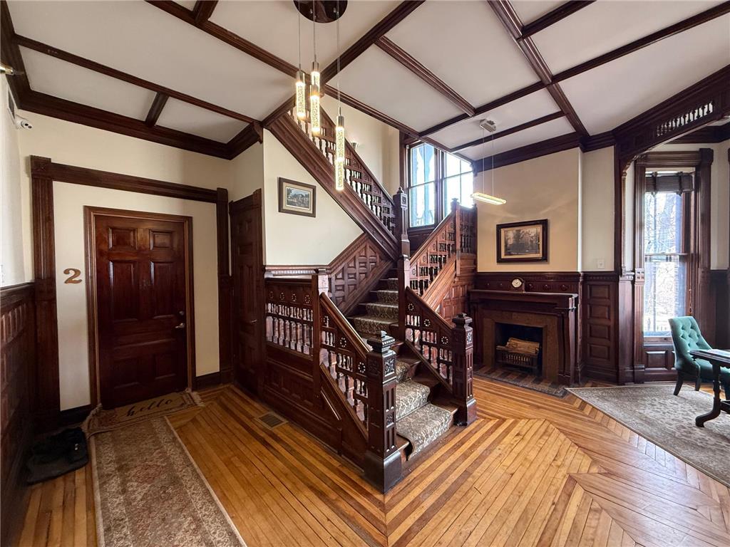 1700 3rd Avenue S Minneapolis MN 55404 7043054 image3