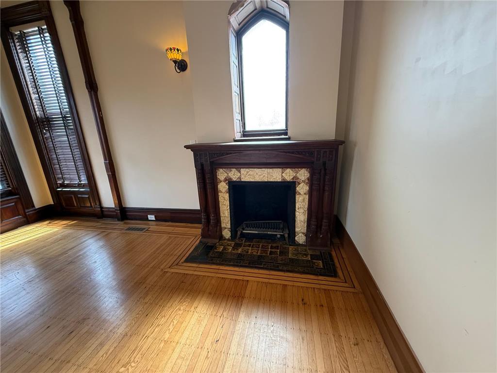 1700 3rd Avenue S Minneapolis MN 55404 7043054 image7