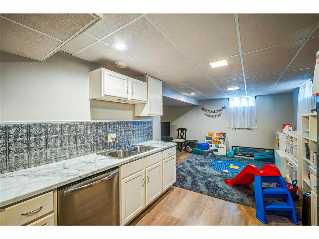 1700 Chatham Avenue Arden Hills MN 55112 7052677 image51