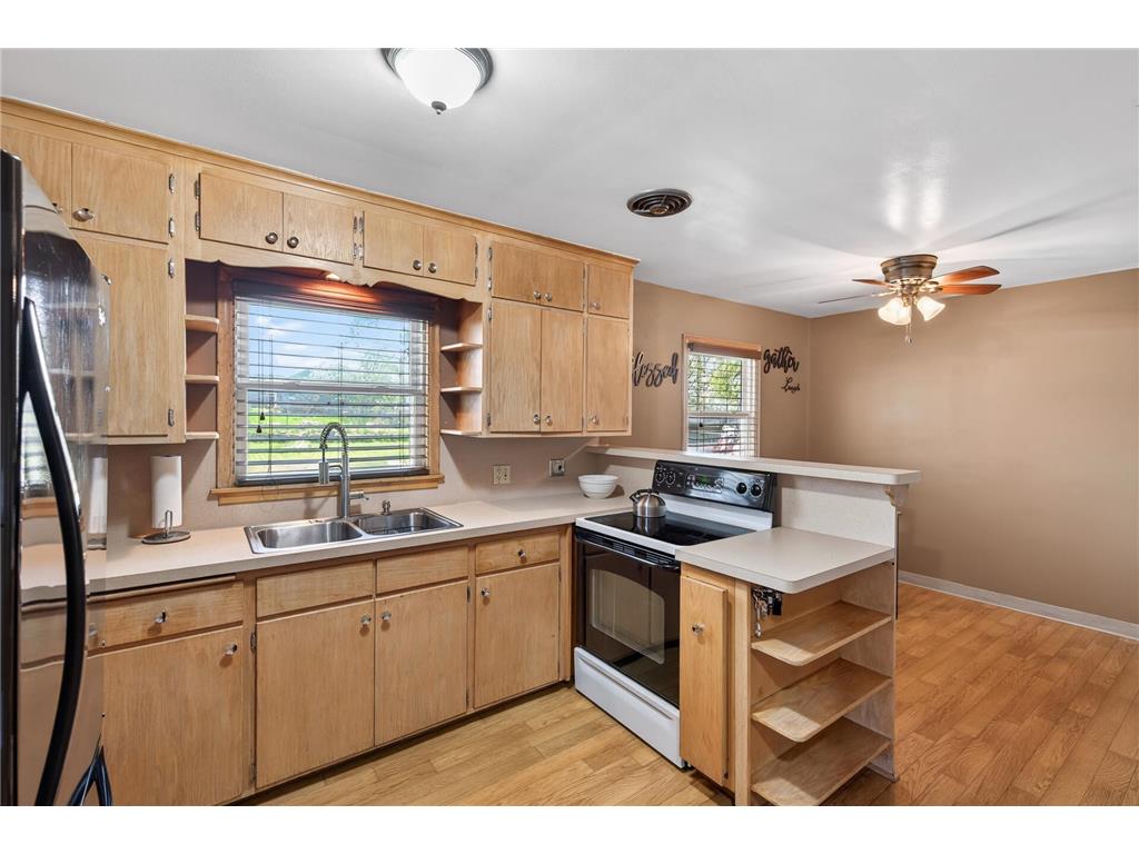 1700 Cottage Avenue E Saint Paul MN 55106 7041060 image10