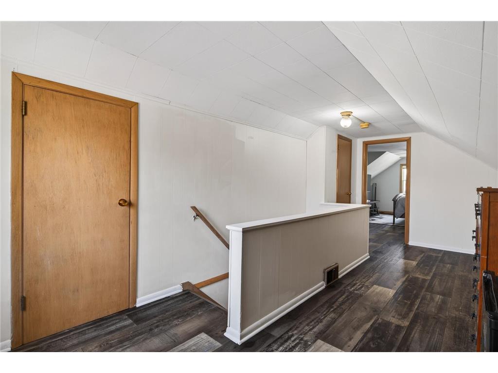 1700 Cottage Avenue E Saint Paul MN 55106 7041060 image21
