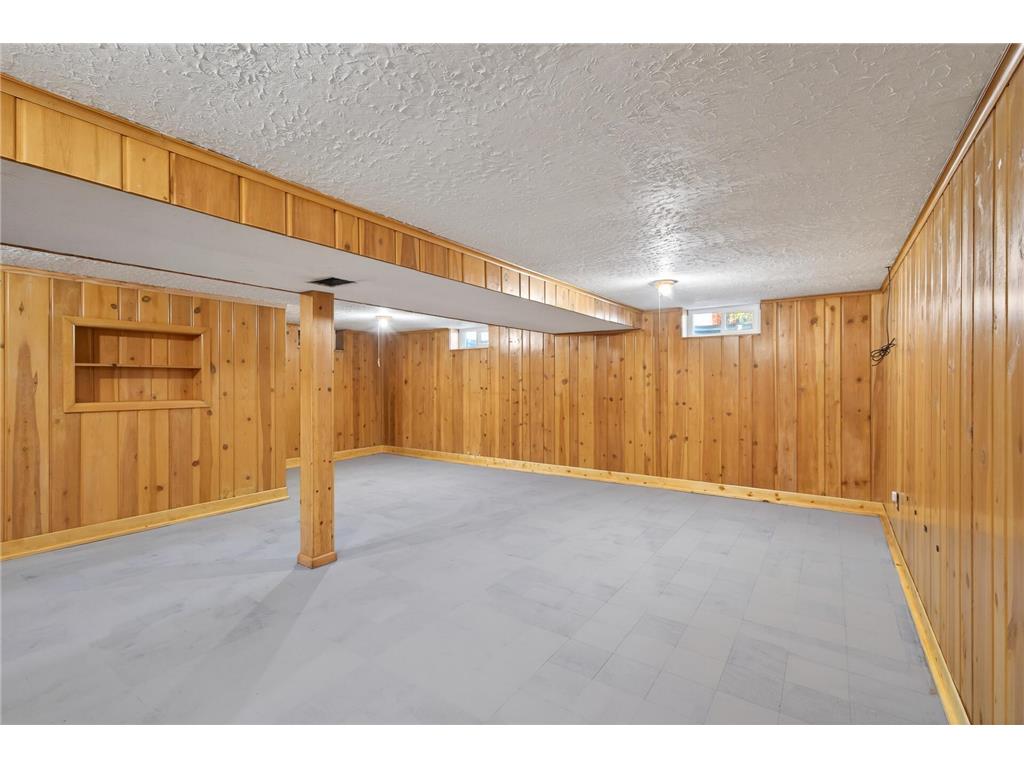 1700 Cottage Avenue E Saint Paul MN 55106 7041060 image27