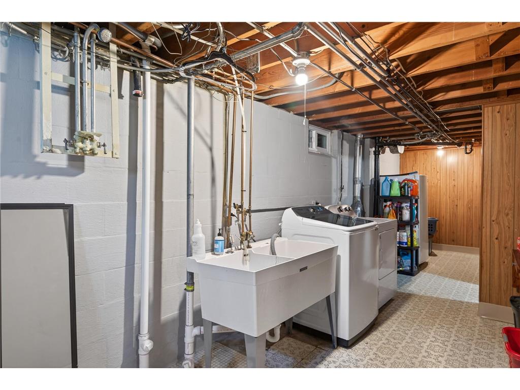 1700 Cottage Avenue E Saint Paul MN 55106 7041060 image31