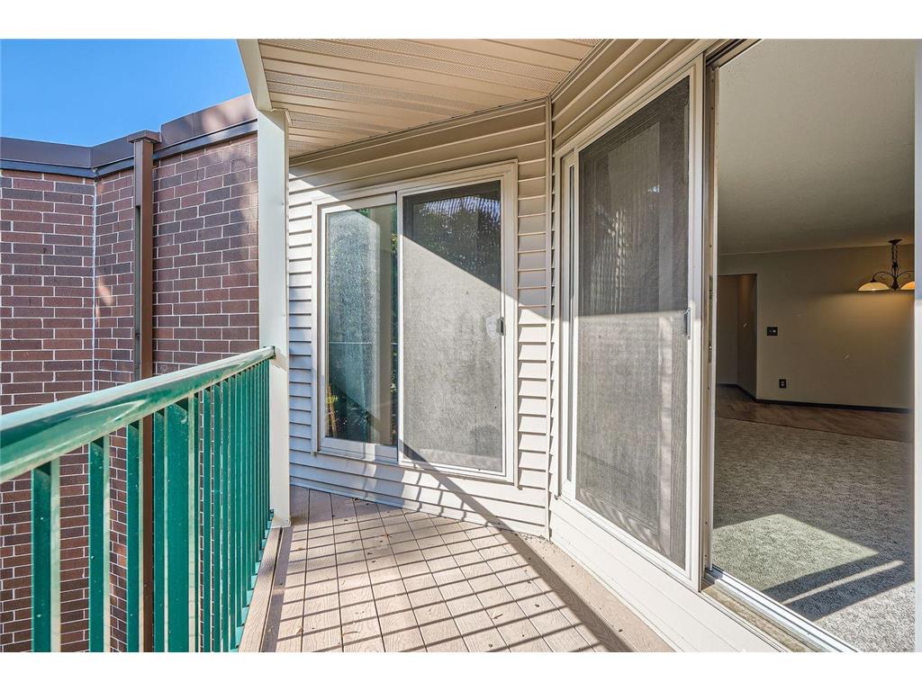 1700 Four Oaks Road #314B Eagan MN 55121 6817966 image10