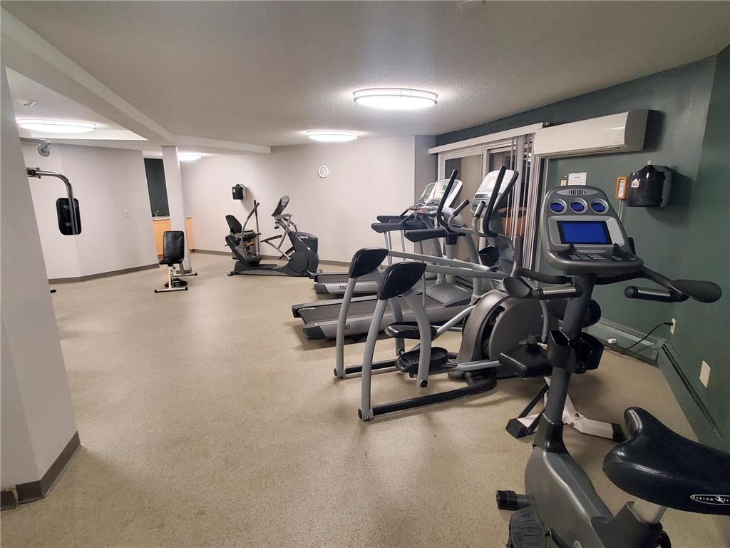 1700 Four Oaks Road #321 Eagan MN 55121 7061880 image9