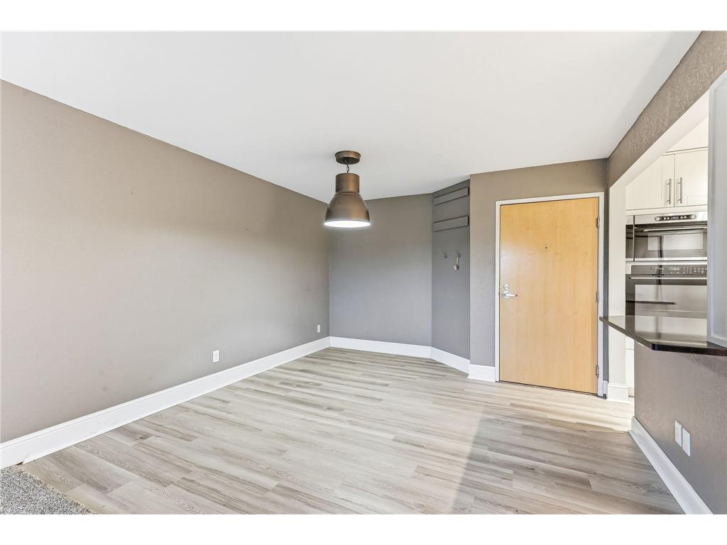 1700 Four Oaks Road #331 Eagan MN 55121 7078726 image11