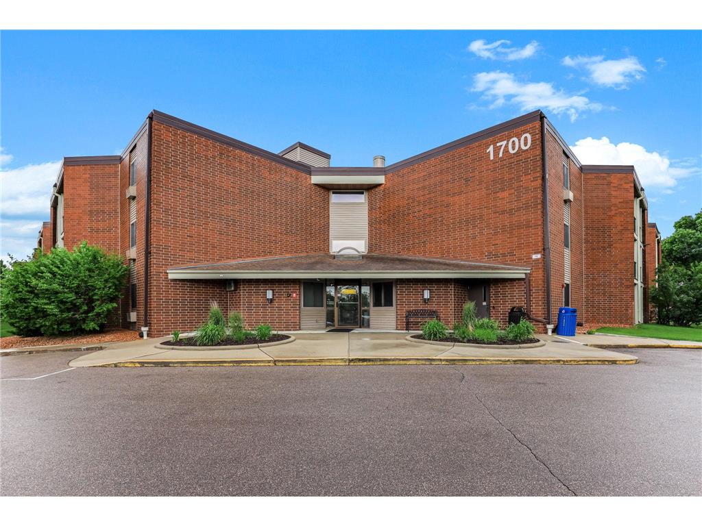 1700 Four Oaks Road #331 Eagan MN 55121 7078726 image3