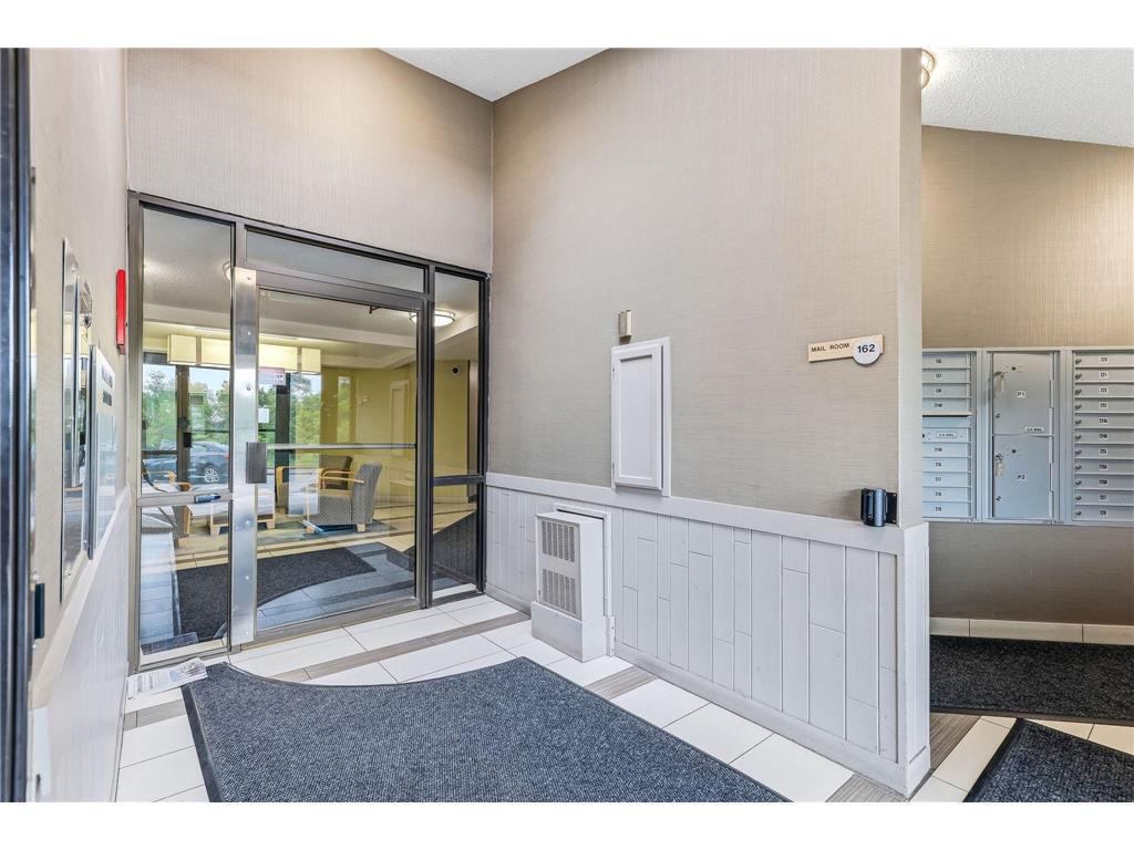 1700 Four Oaks Road #331 Eagan MN 55121 7078726 image5