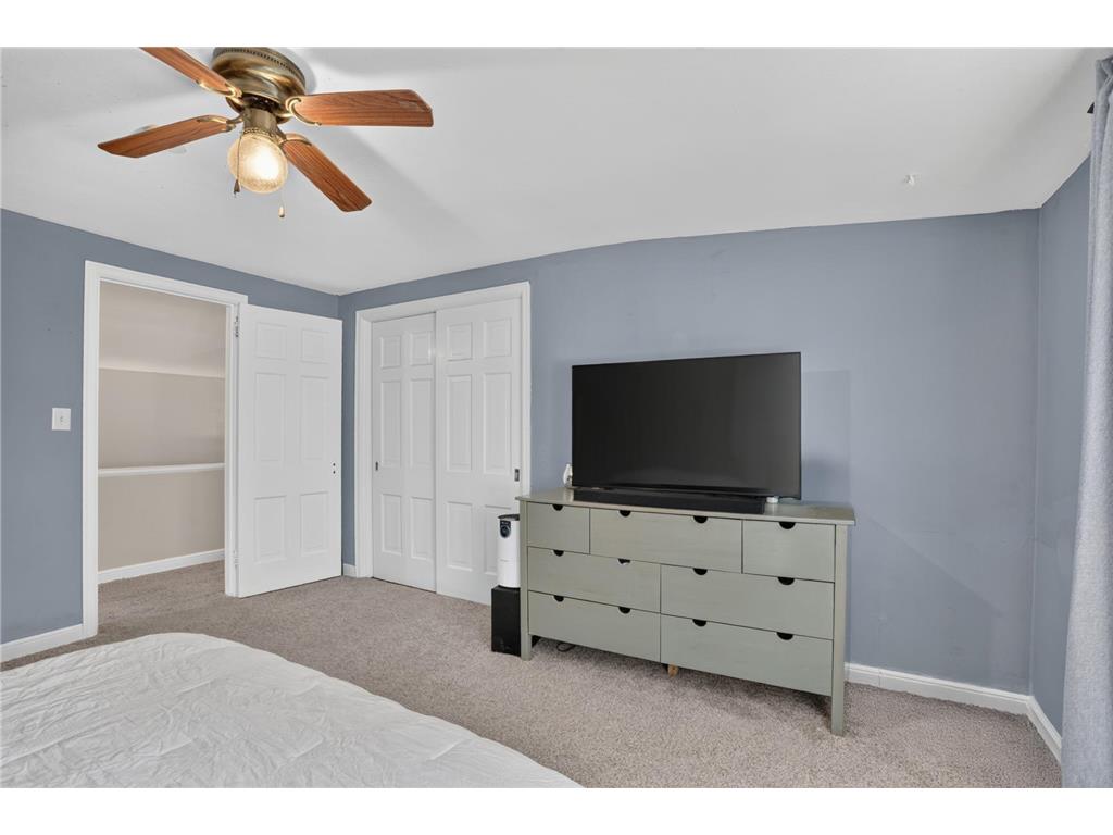 1700 Howard Street N Maplewood MN 55109 7041773 image18