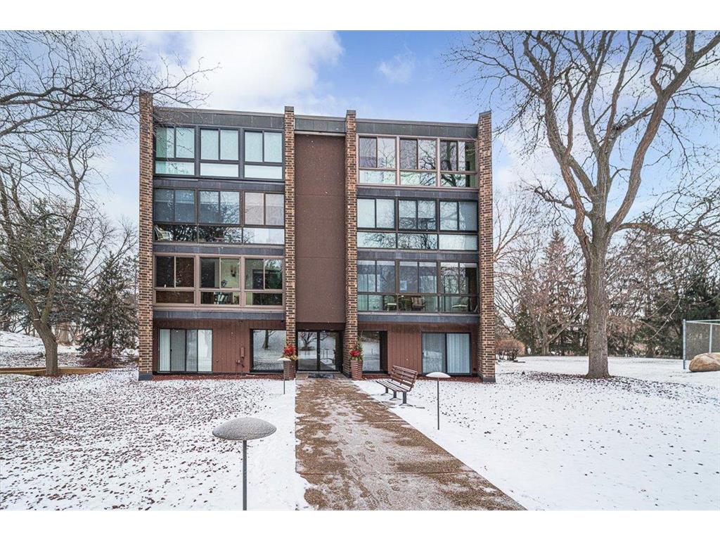 1700 Lexington Avenue S #105 Lilydale MN 55118 6680314 image1