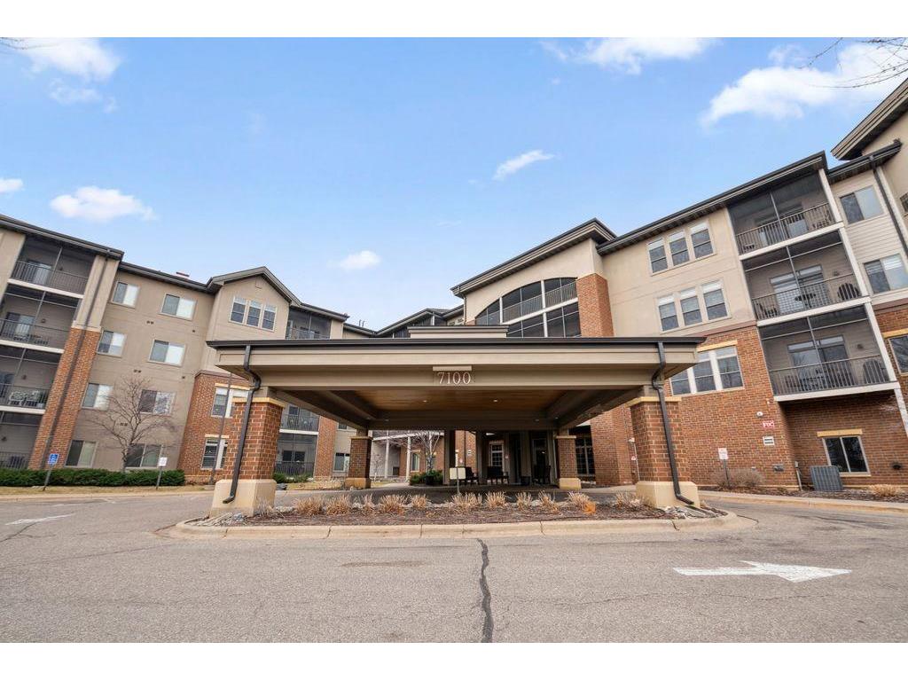 7100 Metro Boulevard #210 Edina MN 55439 6738934 image1